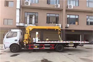 永吉附近汽车轮胎更换