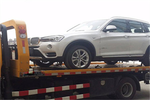 永吉拖车24小时服务电话